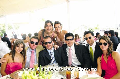 Paola Guerrero, Diego y Aldo Verástegui, Abelardo de la Fuente, Mauricio Ramón, Bárbara Madero, Laila Murra y Adriana Agüero.