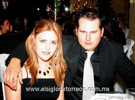 Brenda Dávila Villar y Gabriel Zermeño Martínez.