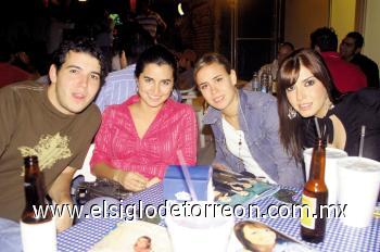 Juan Carlos Miñarro, María Madero, Marcela Herrera y Kattia Villarreal.