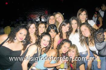 Ale, Marisofi, Paulina, Bárbara, Daniela, Mariel, Lucía, Marian, Ana Cristina, Esther, Astrid y Mercedes.