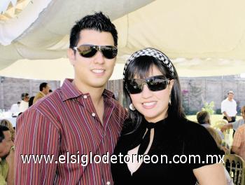 Rubén Ibarra y Kity Carmona.