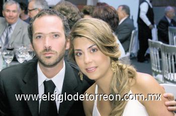 Alejandro Fernández y Claudia Siller de Fernández.