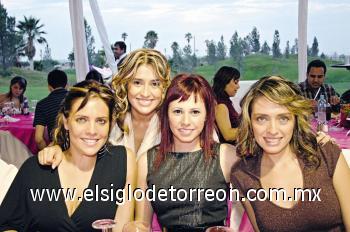 Laura Urrea, Angélica Zarazúa, Liliana Díaz y Anahí Herrera.