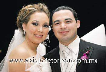 UNIDOS POR EL AMOR
Jaqueline Montes y Jesús Villarreal.