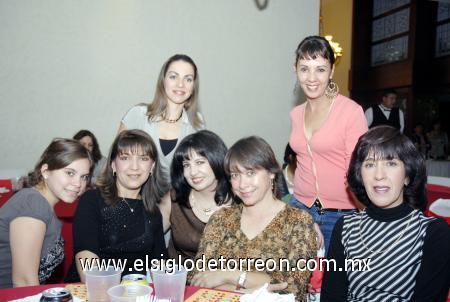 12112006 
Celia María Saracho, Lety Grageda, Lety Saracho, Ilse de la Garza, Lucero Gallardo, Estela Casas y Rumina Martínez