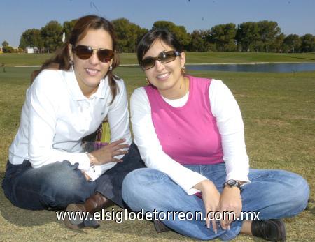 23112006
Mónica Garza y Marcela Baille.