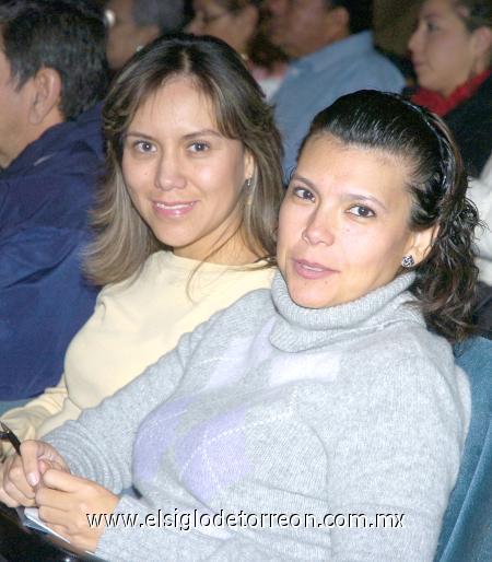 27112006
Linda Guijarro y Susy de Ramírez.