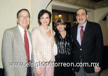 Francisco Murillo, Cecy Vázquez de Murillo, Patricia Zarzar de Murra y Roberto Murra.