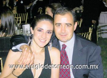 Paola Pámanes y Pedro Fernández.