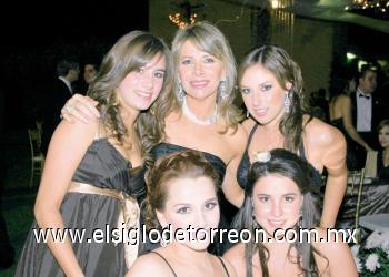 María Bárbara, Valeria, Andrea, Paty y Paulina Boehringer.