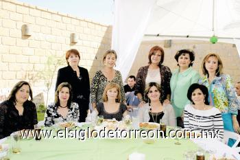 Dora B. de Nahle, Guadalupe Valdepeñas, Santa Medina, Caro de Hernández, Alicia de Jaidar, Sandra de Faccuseh, Carmen de Marcos, Selma de Díaz, Chaly de Ramos y Ale de Zarzar.