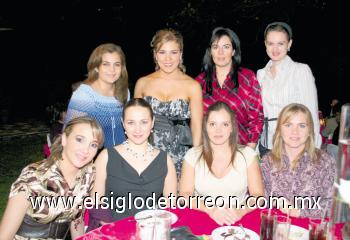 Natalia Corres, Marcela Hinojosa, Irene Lugo Rocío Dugay, Natalia Hinojosa, Cecy Pérez Camino, Mariana Franco y Mercedes Vázquez.