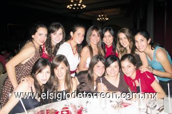 Leila del Río, Tony Sosa, Alejandra Quintero, Ana Melissa Navarrete, Ana Gaby Tueme, Bárbara Madero, Bárbara Marcos, Zaide Viesca, Daniela Cepeda, Mary Carmen Bujdud, Marijose Arias y Mariana Martínez.