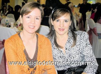 Pitty de Orduña y Claudia de Ramírez.