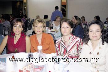 Dora Juárez de Martínez, Patricia Torres de Leal, Minita de Nahle y Verónica de Arias.