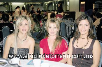 Jaque Shepaid, Malula de Salazar y Mary Tere de Del Real.