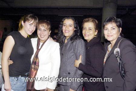 01122006 
Alejandra Urby, Rosario Castro, Silvia Longoria, Mayela y Martha Segura.