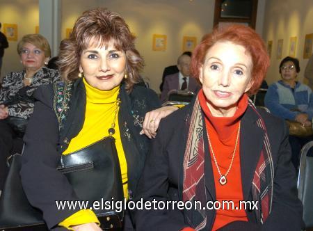 04122006
Evangelina Ochoa y Rosa María Hernández.