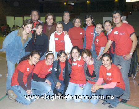 04122006
Mariana, Claudia, Daniela, Mary, Lily, Caro, Ale, Montse, María Elena, Adriana, Norma, Ericka, Diana, Javier, Mario, Sonia y Juan.