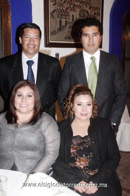 03122006 
Javier López Rodríguez y Susana Vázquez de López, Marco Sánchez Galarza y Julia Ríos de Sánchez.