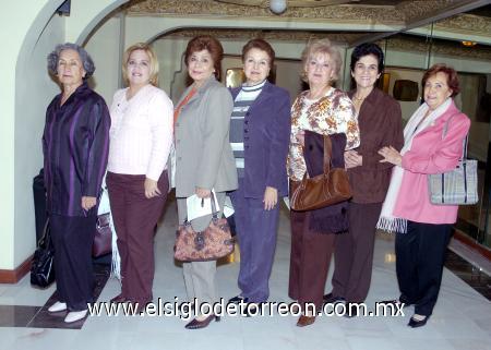 03122006 
María Revueltas, María Cabrero, Angelina Colores, Vivi de la Peña, Claudia de la Fuente, Marilú Finck y Tere Iglesias.