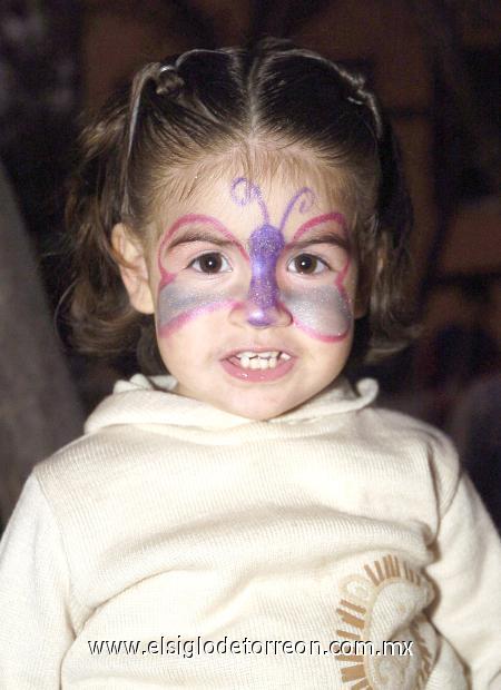 05122006
Ana Lucía Cabarga Villarreal festejó su segundo cumpleaños, en días pasados.