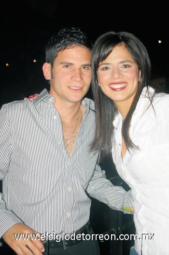 Luiser Olhagaray y Gilda Moreno.