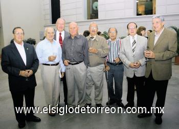 Leopoldo García, Eugenio Campelo, Franz von Bertrab, Sergio de la Garza, Gonzalo Fernández, Bernardo Huereca, Alfonso Mijares y Humberto Fayad.