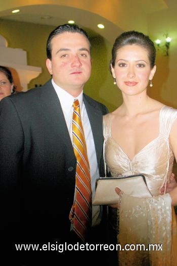 Luis Hermosillo y Abril González de Hermosillo.