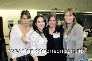 Pia Franch, Marcela Iduñate, Aída y Any García.