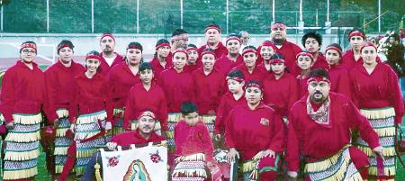 Grupo de Danza “Resurection” de la ciudad de Los Ángeles, California, entre quienes se encuentran Carlos Martínez, Daniela Martínez, Francisco Martínez y Ana Martínez, fundadores de dicho grupo y quienes son originarios de la hermosa ciudad jardín, Lerdo, Dgo. Habiendo ellos formado parte del grupo de danza “El Toreo” de la misma ciudad, quienes festejarán hoy 12 de diciembre su octavo aniversario en esa ciudad de Estados Unidos de América.


No para venta.