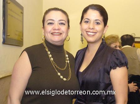 18122006
Adriana Álvarez y Claudia Pérez.