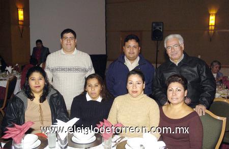 16122006 
 Marcela Rodríguez, Yolanda Carreón, Olga lópez, Cristina Ramírez, Daniel Gutiérrez, Armando Palacios y Nicolás Castañón