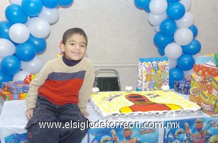 1712200 6 
Saúl Issac Rosales Ramos Ramón festejó su cumpleaños. con una alegre reunión infantil preparada por sus papás, Saúl  y Cludia Ramos.