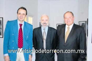 Eric Lahille, Director de la Alianza Francesa, Dieder Goujaud, Cónsul General de Francia en México y Christian Collier de la Marliere, Cónsul Honorario de Francia en Torreón.