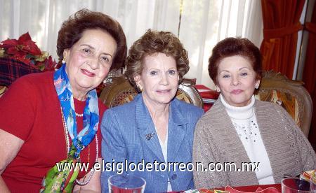 23122006 
 Maruca de Papadópulos, Delfina Hinojosa y Delia de Gurza