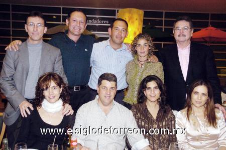 0201207 
Diego Berlanga y Lucero Galindo de Berlanga, Enrique Núñez y Gaby Sleiman de Núñez, Felix Martínez, Roberto Martínez y Sandra Peláez de Martínez, Jorge González Morado e Irma de González.