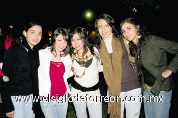 Maguis Sánchez, Jessica Martínez, Natasha Pompina, Stepahnie López y Claudia Murra.