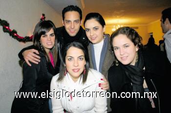 Marytere Jiménez, Jez Arredondo, Lulú Macias, Ma. Angélica Amarante y Marcela Martínez.