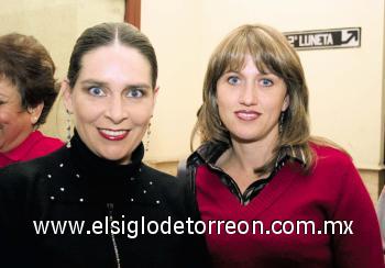 Gaby Granados de Ramírez y Susana Marroquín de Ortuño.