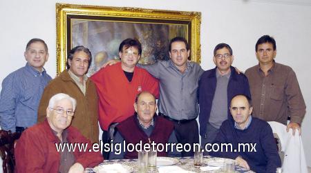 12012007 
Eduardo Faccuseh, Arturo Giacomán, Javier Aguilar, Ramón López, Roberto Avilés, Omar Giacomán, Ricardo Zarzar, Ali Elijeryes y Ricardo Barrera.