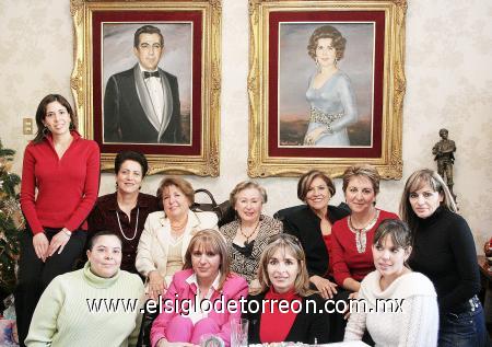 13012007 
Mary Cristy de la Garza de Saldaña. Ana Laura Villarreal de Rodríguez, Aïda Villarreal de Sambucci, Katy Villarreal, Mayela de la Garza, Rosario de De la Garza  y otras damas.