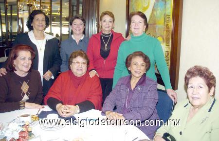 21012007 
Rosa María de Granados, Bertita de Medina, Mara de Lara, Gude de Cepeda, Magda de Díaz, Luz María de Ruiz, Marina de Falcón y Alma Gloria de De Alba.