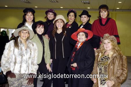 28012007 
Rosy Torres, Maru de Kort, Linda de Rodríguez, Juanita de Ortiz, Juanita Núñez, Paty de Aguilera, Isabel de Nevárez, Martha de González, Luly de Álvarez y Coty de Mery.