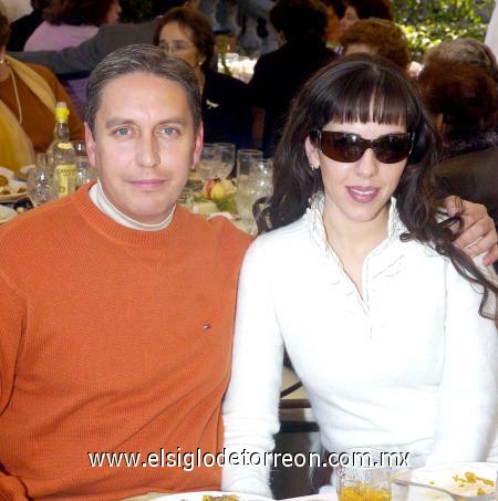 03022007
 Héctor González y Bárbara Dueñes de González