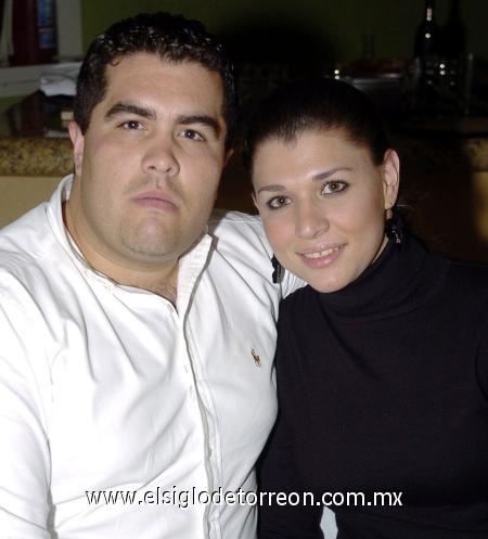 11022007 
Arturo Gaytán y Violeta Olguín.