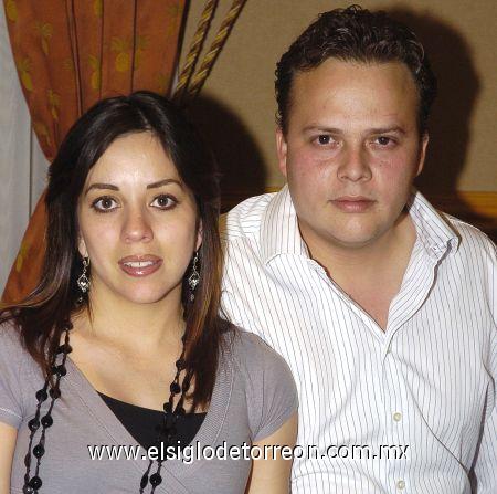 22022007
Ana Tere y Genaro Torres.