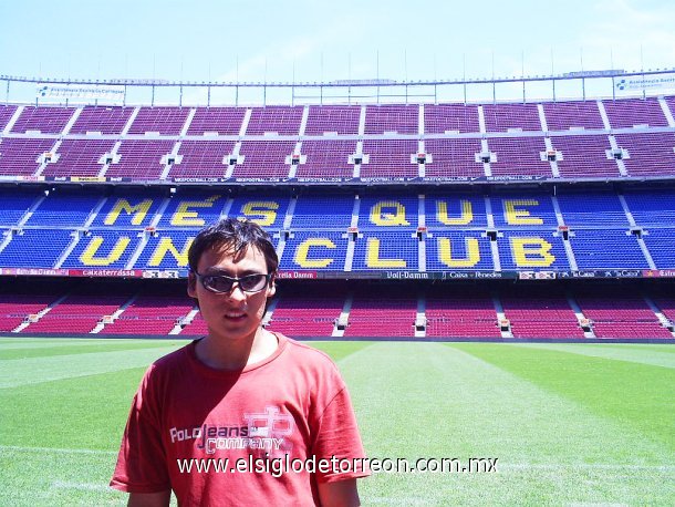 Óscar Alejandro Fuentes Chávez, en el Estadio del Barcelona.