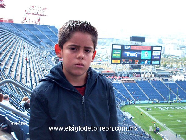 Rodrigo Giron en el estadio de los Titans en Nashville Tn el pasado 28 de Octubre.