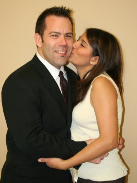 Matrimonio civil de Jules Oille e Irene Zuniga, el domingo 2 de diciembre de 2007, en Toronto, On., ciudad donde la pareja reside.